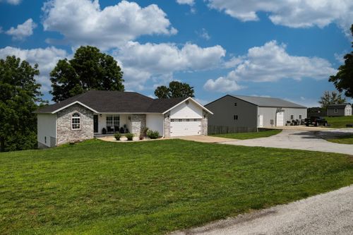 495 Bear Rdg, Highlandville, MO, 65669-8385 | Card Image