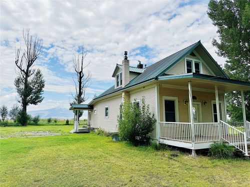 1306 W River Rd, Deer Lodge, MT, 59722-8784 | Card Image