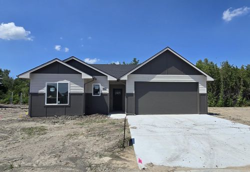 1220 Se 8th Cir, Newton, KS, 67114-7521 | Card Image