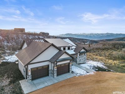 825 - 1594 Tree Top Ln, House other with 4 bedrooms, 2 bathrooms and 2 parking in Heber City UT | Image 2