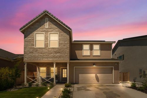 1061 Fruitwood Ave, Clovis, CA, 93619-5611 | Card Image