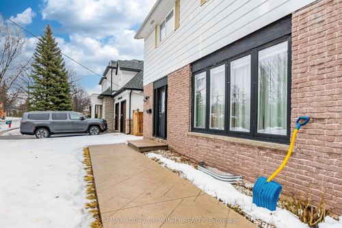 2202 Bridge Rd, Oakville, ON, L6L2G3 | Card Image