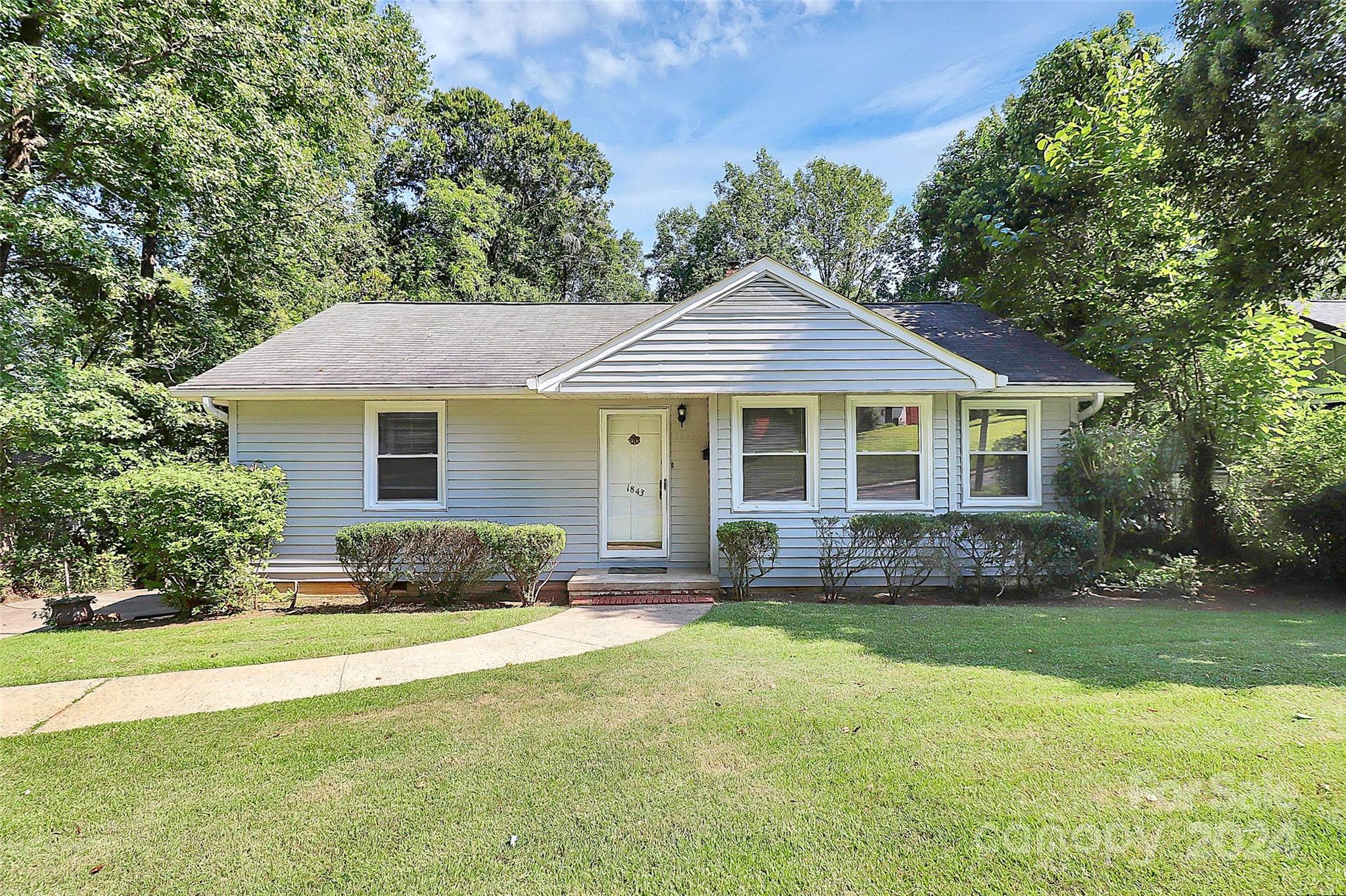 Camp Greene St, Charlotte, NC 28208