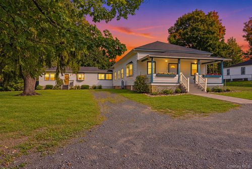 550 Lattintown Road, Marlboro, NY, 12542 | Card Image