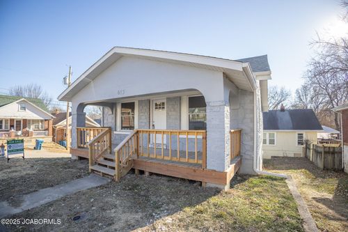 613 Houchin St, Jefferson City, MO, 65101-4114 | Card Image