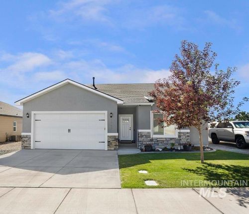 1393 Golden Pheasant Dr, Twin Falls, ID, 83301-5652 | Card Image