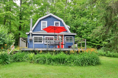 1079 Hewlitt Rd, Bracebridge, ON, P1L0J4 | Card Image