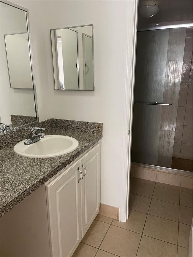 APT-1D - 2960 Nw 55 Th Ave, Condo with 2 bedrooms, 2 bathrooms and null parking in Lauderhill FL | Image 7