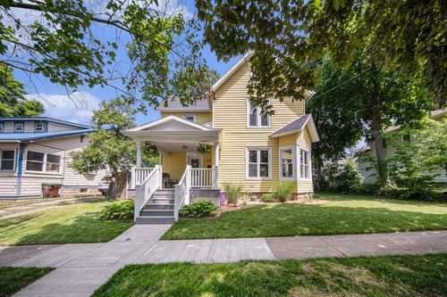 511 Perry St, Albion, MI, 49224-1857 | Card Image