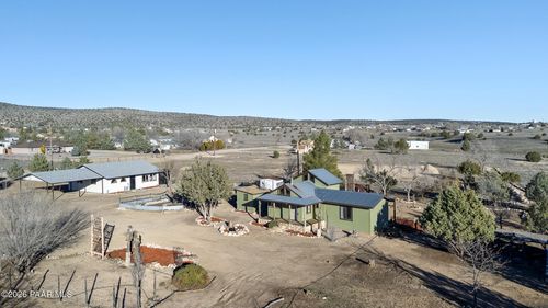 685 W Iris Rd, Paulden, AZ, 86334-6014 | Card Image