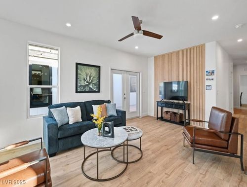 5640 Humbolt Pl, Pahrump, NV, 89060-1339 | Card Image