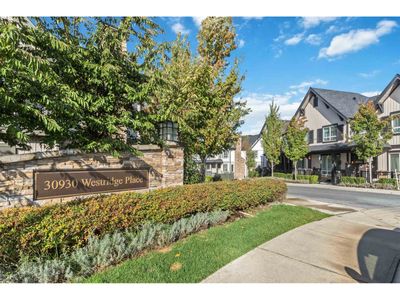 156 - 30930 Westridge Pl, Townhouse with 2 bedrooms, 3 bathrooms and 2 parking in Abbotsford BC | Image 1