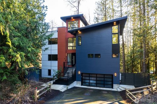 31535 Ne 114th St, Carnation, WA, 98014-9702 | Card Image