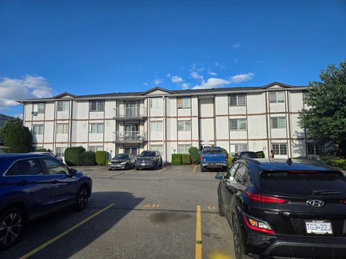 315-45669 Mcintosh Dr, Chilliwack, BC, V2P6V4 | Card Image