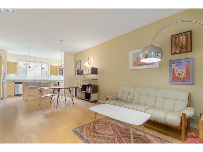 APT-38 - 327 Rustic Pl, Condo with 2 bedrooms, 2 bathrooms and 1 parking in Eugene OR | Image 18