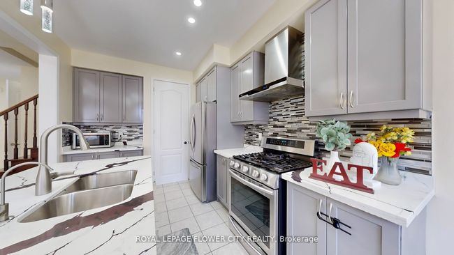 3 Fenchurch Dr, House other with 6 bedrooms, 4 bathrooms and 2 parking in Brampton ON | Image 10