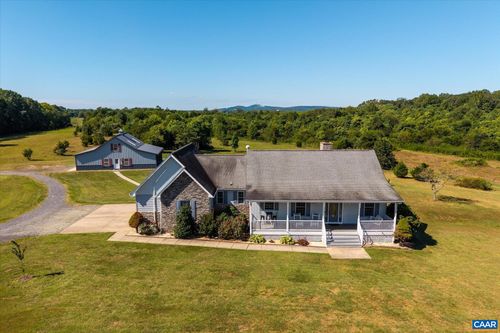 27233 Horseshoe Rd, CULPEPER, VA, 22701-8633 | Card Image