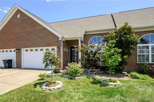 2920 River Heritage Trl, Jeffersonville, IN, 47130-6844 | Card Image