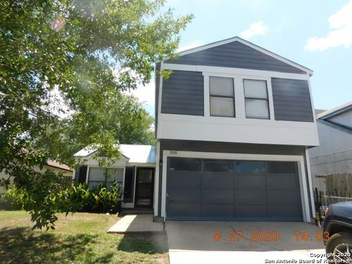 10010 Amber Field Dr, San Antonio, TX, 78245-1706 | Card Image