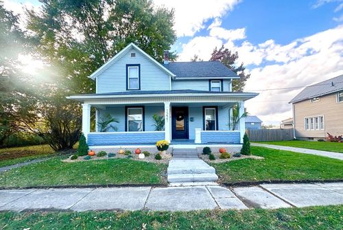 1221 N Sandusky Ave, Bucyrus, OH, 44820-1327 | Card Image