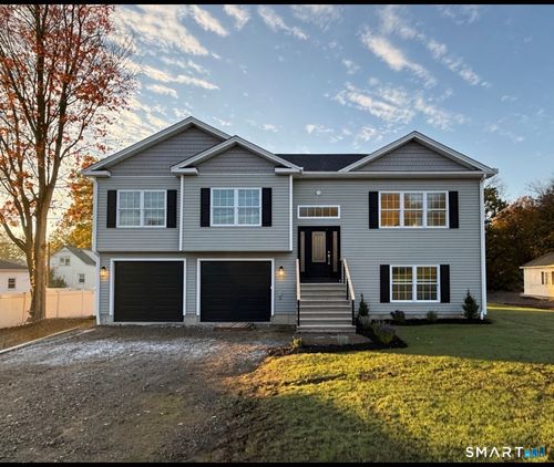 381 Como Ave, Waterbury, CT, 06708-3630 | Card Image