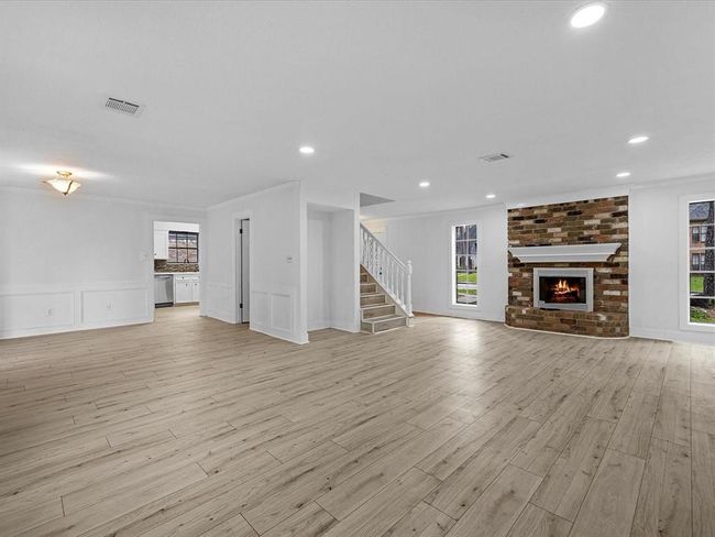 17627 Terrawren Ln, House other with 4 bedrooms, 3 bathrooms and 2 parking in Spring TX | Image 5