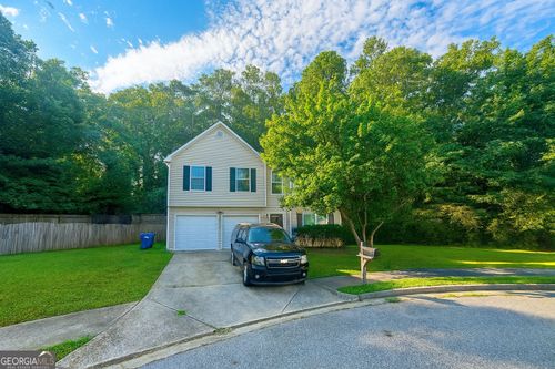 2880 Two Lake Cir, College Park, GA, 30349-8206 | Card Image