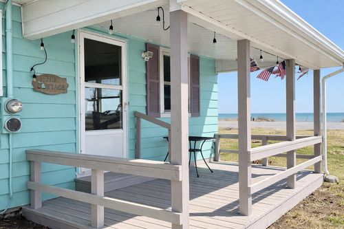 6913 N Us Highway 23, Oscoda, MI, 48750-8705 | Card Image