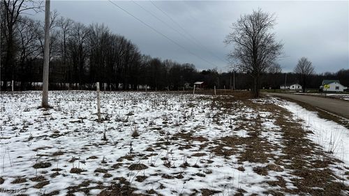 9758 Kinsman Pymatuning Rd, Kinsman, OH, 44428-9313 | Card Image