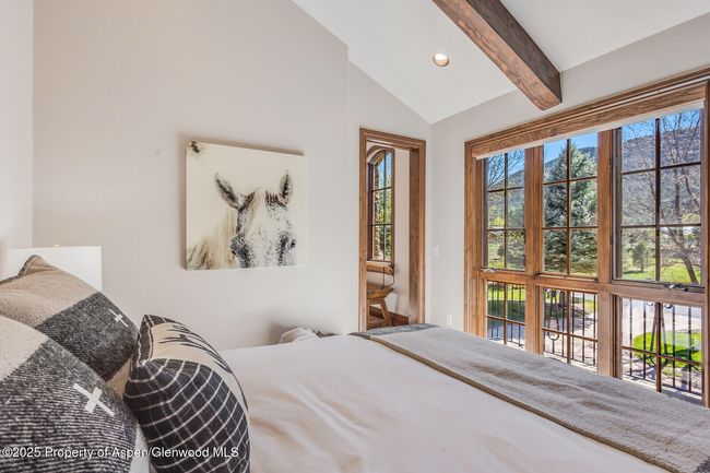 108 Midland Loop Rd, House other with 3 bedrooms, 4 bathrooms and null parking in Carbondale CO | Image 24