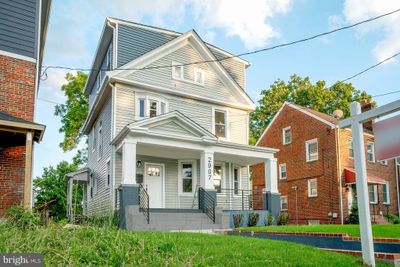 2907 Carlton Avenue Ne, House other with 4 bedrooms, 3 bathrooms and null parking in WASHINGTON DC | Image 2