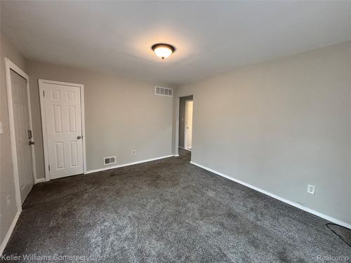 20245 Archdale St, Detroit, MI, 48235-2144 | Card Image