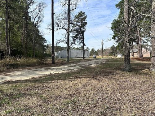107 E 3rd St, Pembroke, NC, 28372-7404 | Card Image