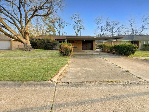 409 Midway Dr, Baytown, TX, 77521-4518 | Card Image