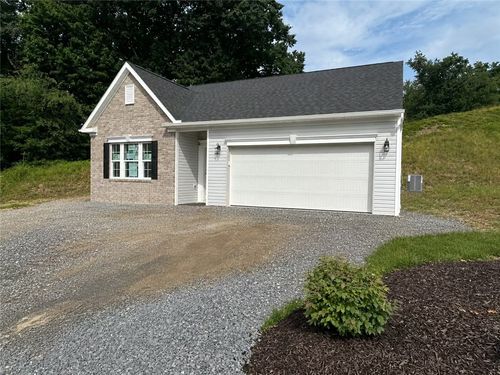 103 Deana Dr, Mc Kees Rocks, PA, 15136-4200 | Card Image