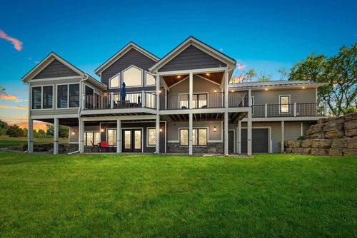 E12603 Bay Rd, Merrimac, WI, 53561-9536 | Card Image