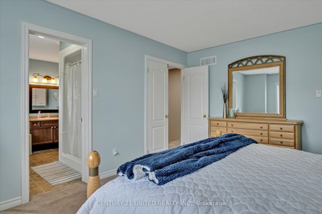 213 Farrier Cres, House other with 4 bedrooms, 4 bathrooms and 4 parking in Peterborough ON | Image 22