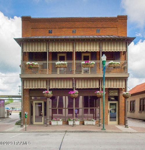 627 Jefferson St, Lafayette, LA, 70501-6907 | Card Image