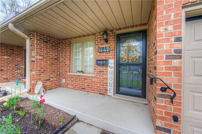 D - 144 Wood St, Townhouse with 2 bedrooms, 2 bathrooms and 2 parking in Brantford ON | Image 3