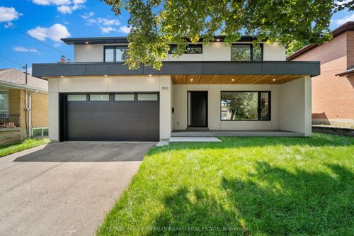 593 Cummer Ave, North York, ON, M2K2M5 | Card Image