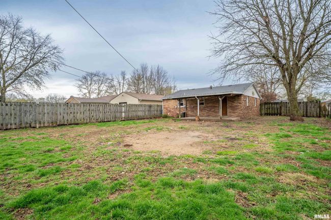 704 S Meadow Ln, House other with 2 bedrooms, 1 bathrooms and null parking in Manito IL | Image 29