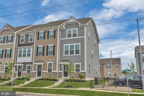 7 Sidney Ln, STRATFORD, NJ, 08084-1472 | Card Image