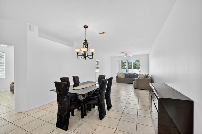 9675 Crescent View Dr N, Condo with 3 bedrooms, 2 bathrooms and null parking in Boynton Beach FL | Image 11