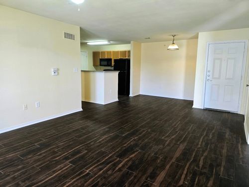 1001 Redwood Ave, Wichita Falls, TX, 76301-2860 | Card Image