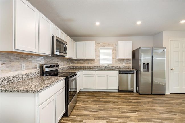 1791 Nebraska Loop, House other with 3 bedrooms, 3 bathrooms and null parking in SUMTERVILLE FL | Image 7