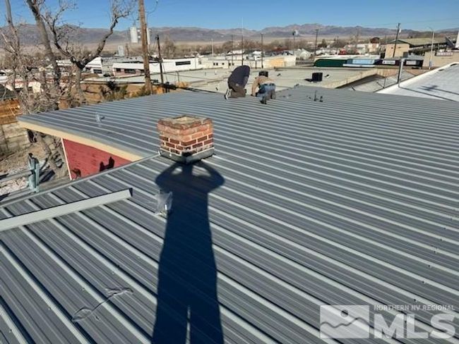 574 D St, House other with 5 bedrooms, 2 bathrooms and 2 parking in Hawthorne NV | Image 8
