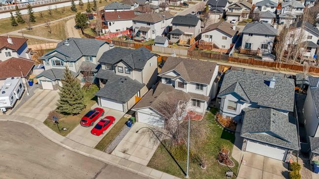 192 Stonegate Crescent Nw, Home with 4 bedrooms, 2 bathrooms and 4 parking in Airdrie AB | Image 36