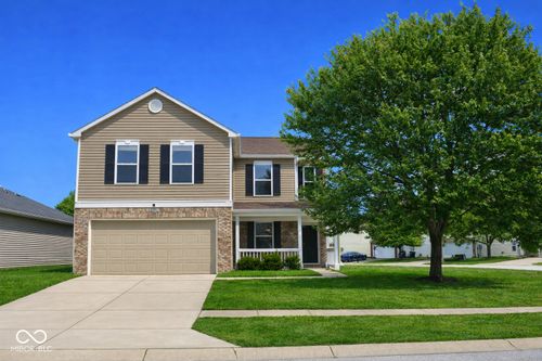1795 Feather Reed Ln, Greenwood, IN, 46143-6818 | Card Image