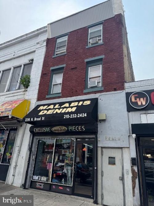 2216 N Broad St, PHILADELPHIA, PA, 19132-4582 | Card Image