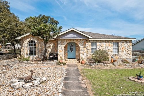 9 Woodhollow, Wimberley, TX, 78676 | Card Image